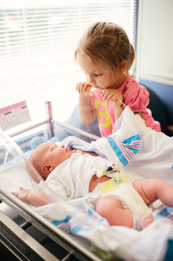 newborn and big sister