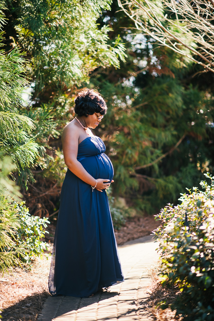 maternity pictures, the hall and gardens at landmark, nc photographer,