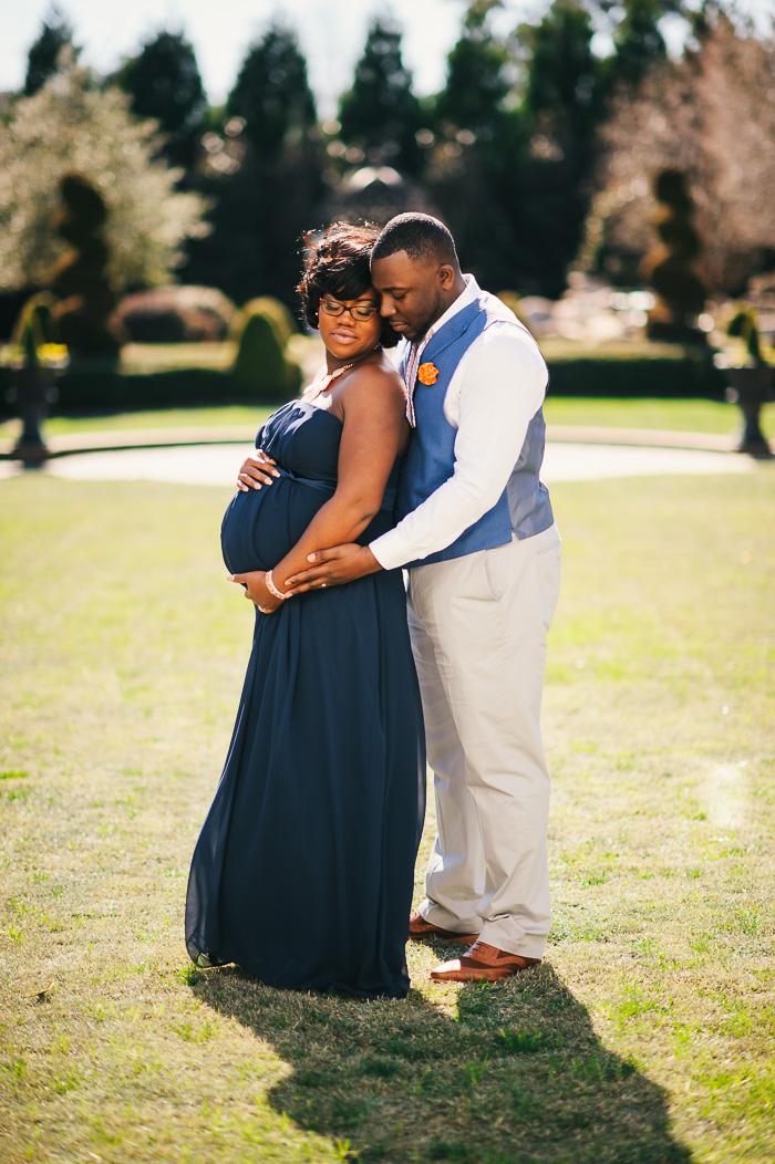 maternity pictures, the hall and gardens at landmark, nc photographer,