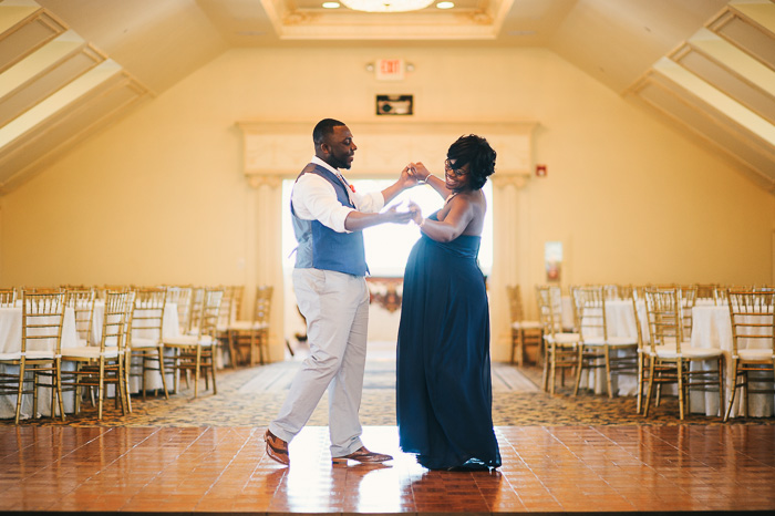 maternity pictures, the hall and gardens at landmark, nc photographer,