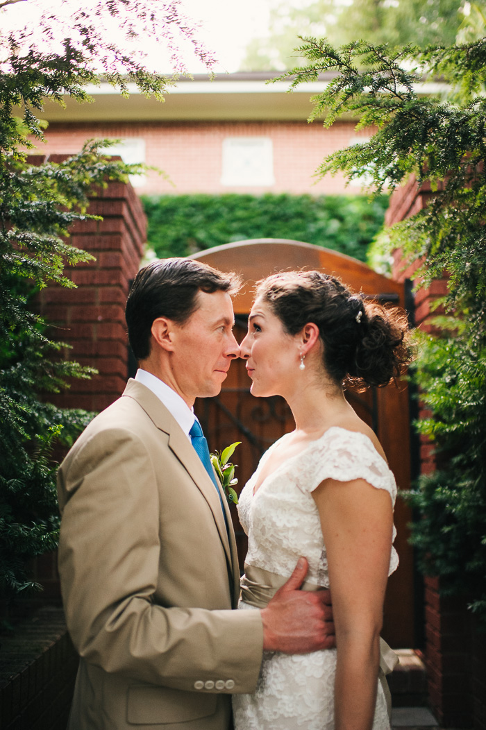 raleigh wedding photographer, backyard wedding, summer wedding, wedding photographer